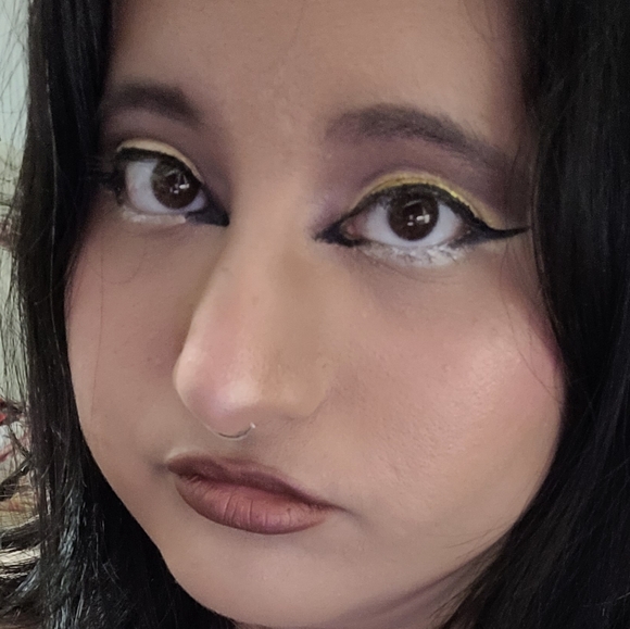 Meet your Posher, Melissa - Picture 4 of 5